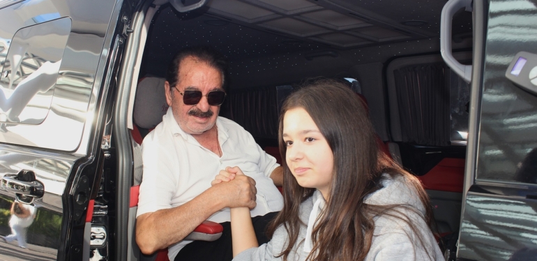 İBRAHİM TATLISES  KIZI İÇİN 1500 KİLOMETRELİK YOLU GELDİ